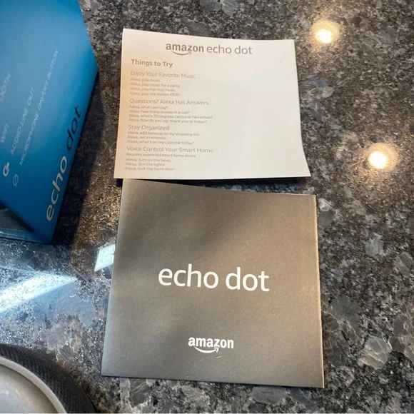 Amazon Echo Dot (3rd Generation) Smart Speaker Charcoal - Picture 7 of 8